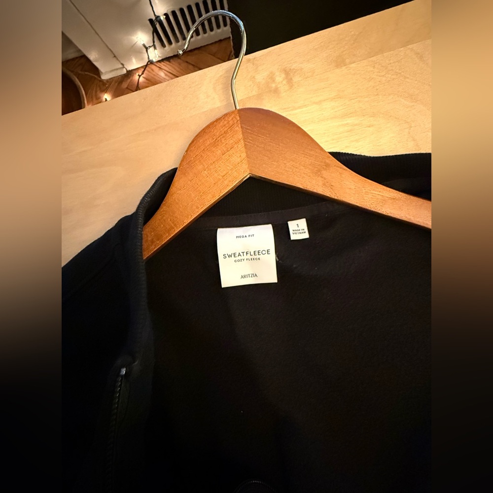 Aritzia womens sweat fleece bomber - Picture 6 of 6